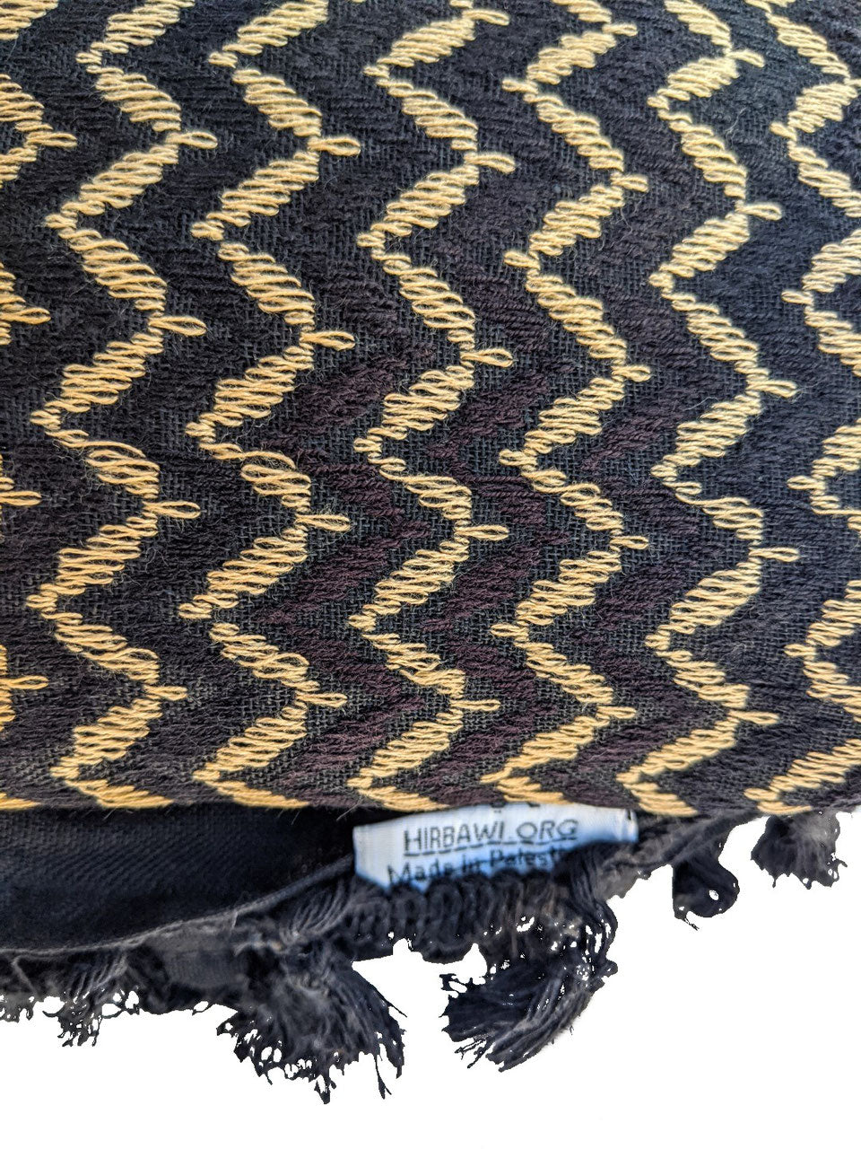 yellow and brown pattern on Hirbawi cottong shemagh