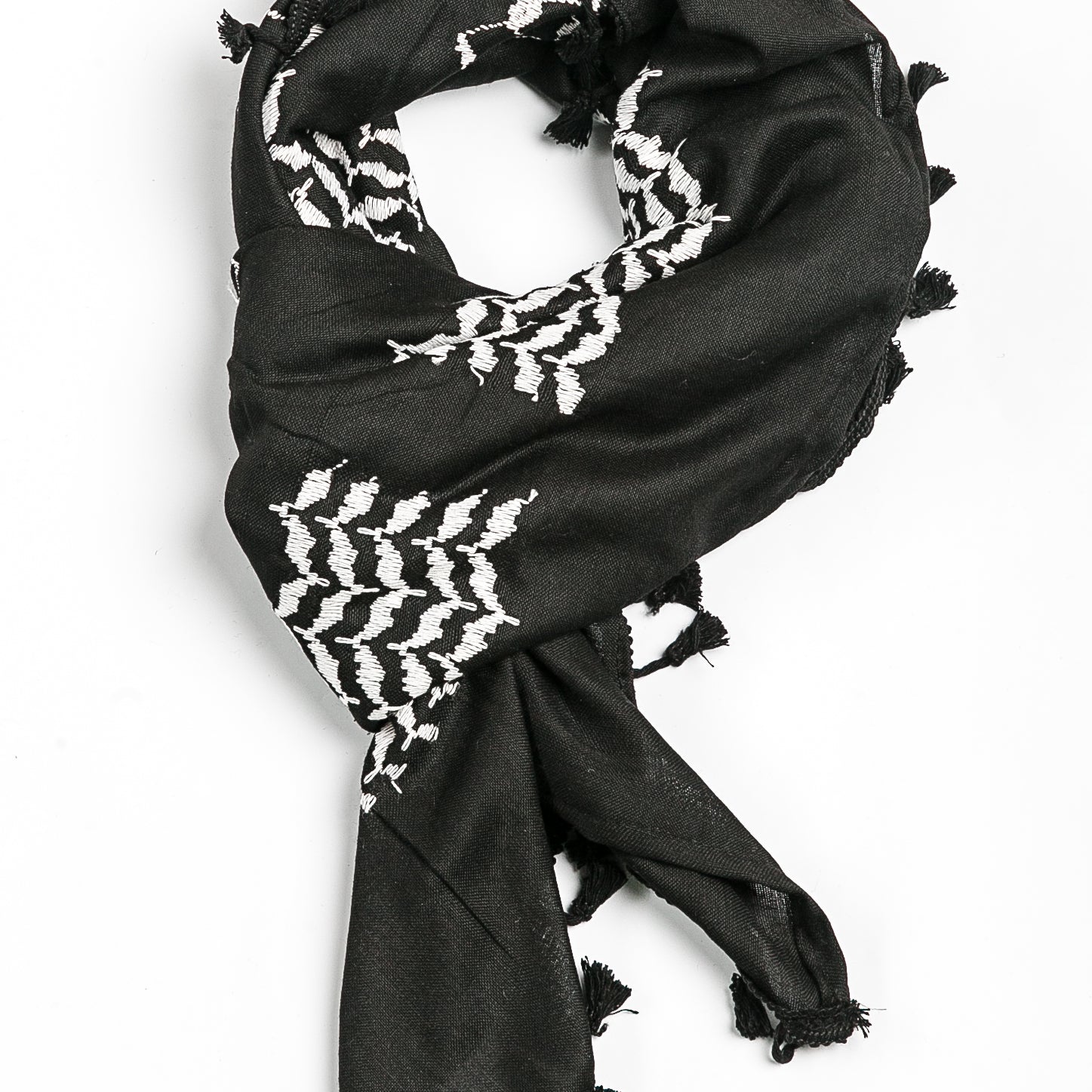 Black and white Hirbawi keffiyeh inverted