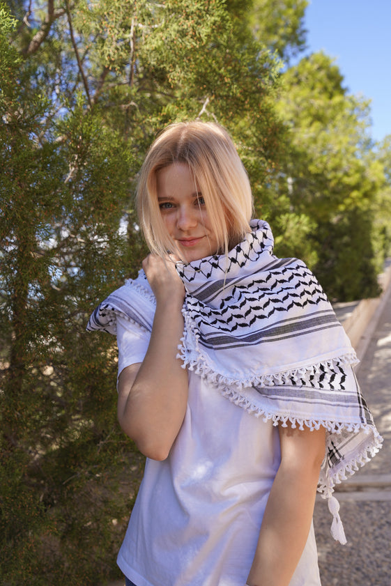 Black and White Hirbawi® Kufiya